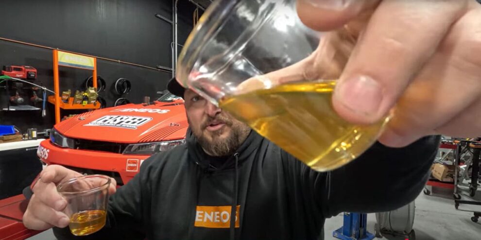 Faruk Kugay demonstrates ENEOS 0W-8 is not "water"